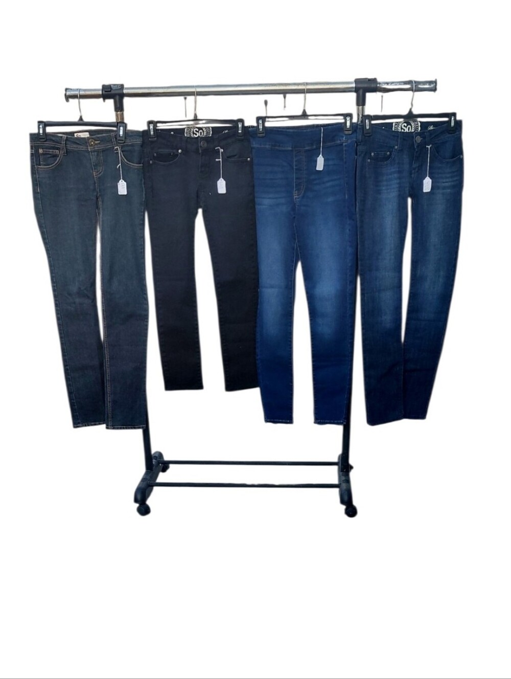 8926B..Women's Mixed SO Jeans Bundle, Details Below